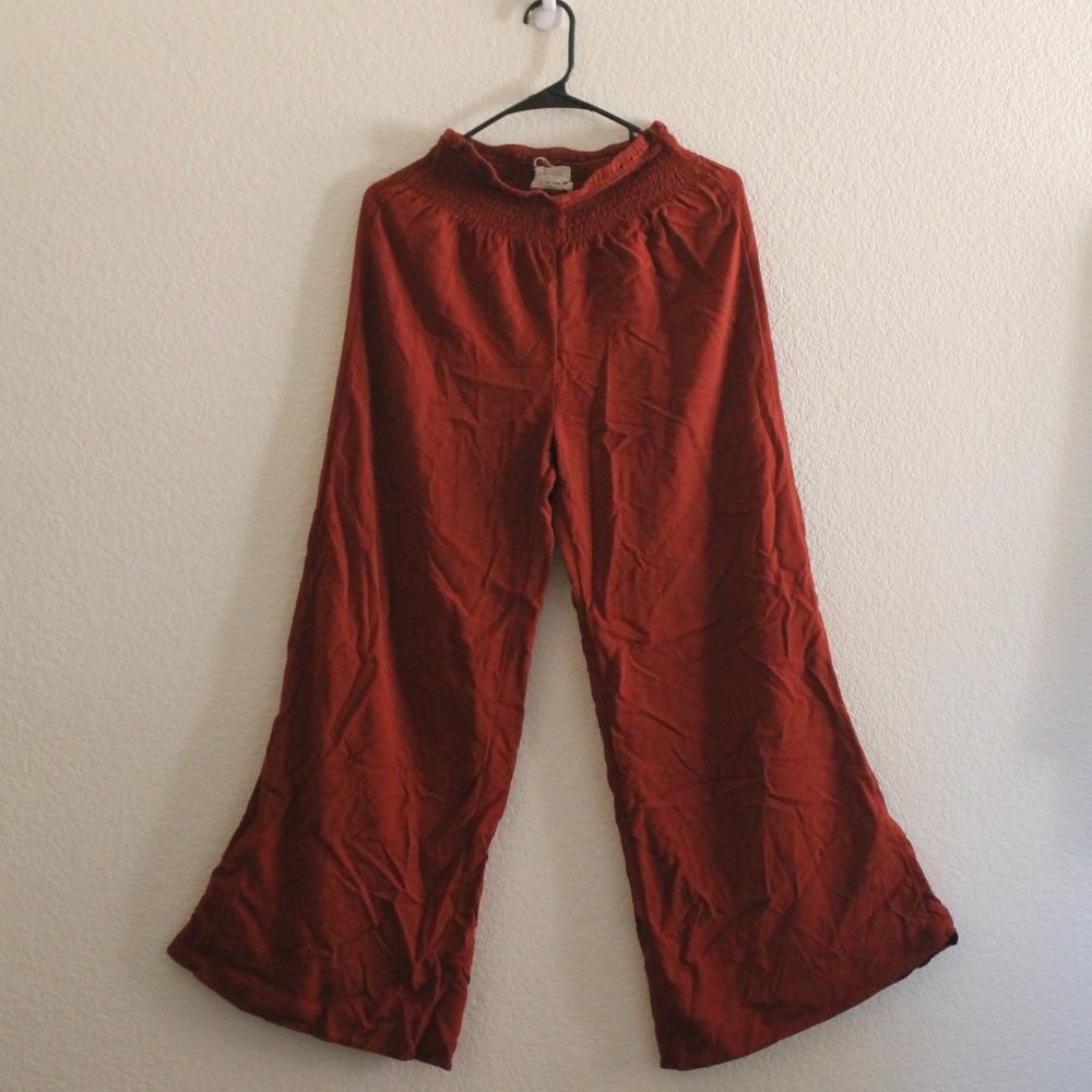 URBAN OUTFITTERS BRICK COLORED WIDE LEG PANTS